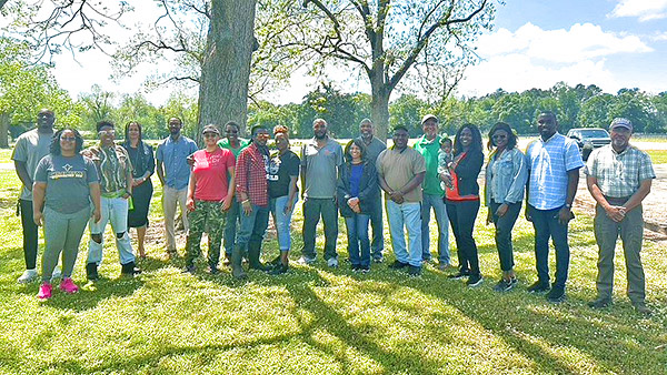Group of beginner farmers.