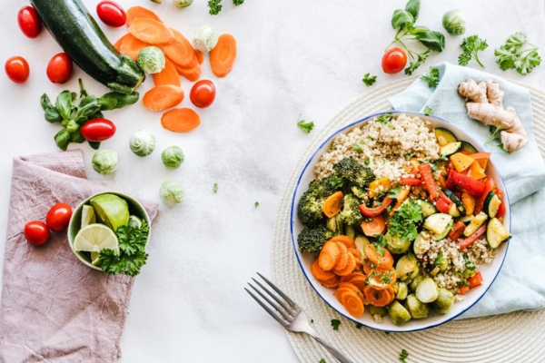Plate of vegetables. Photo by Ella Olsson from Pexels.